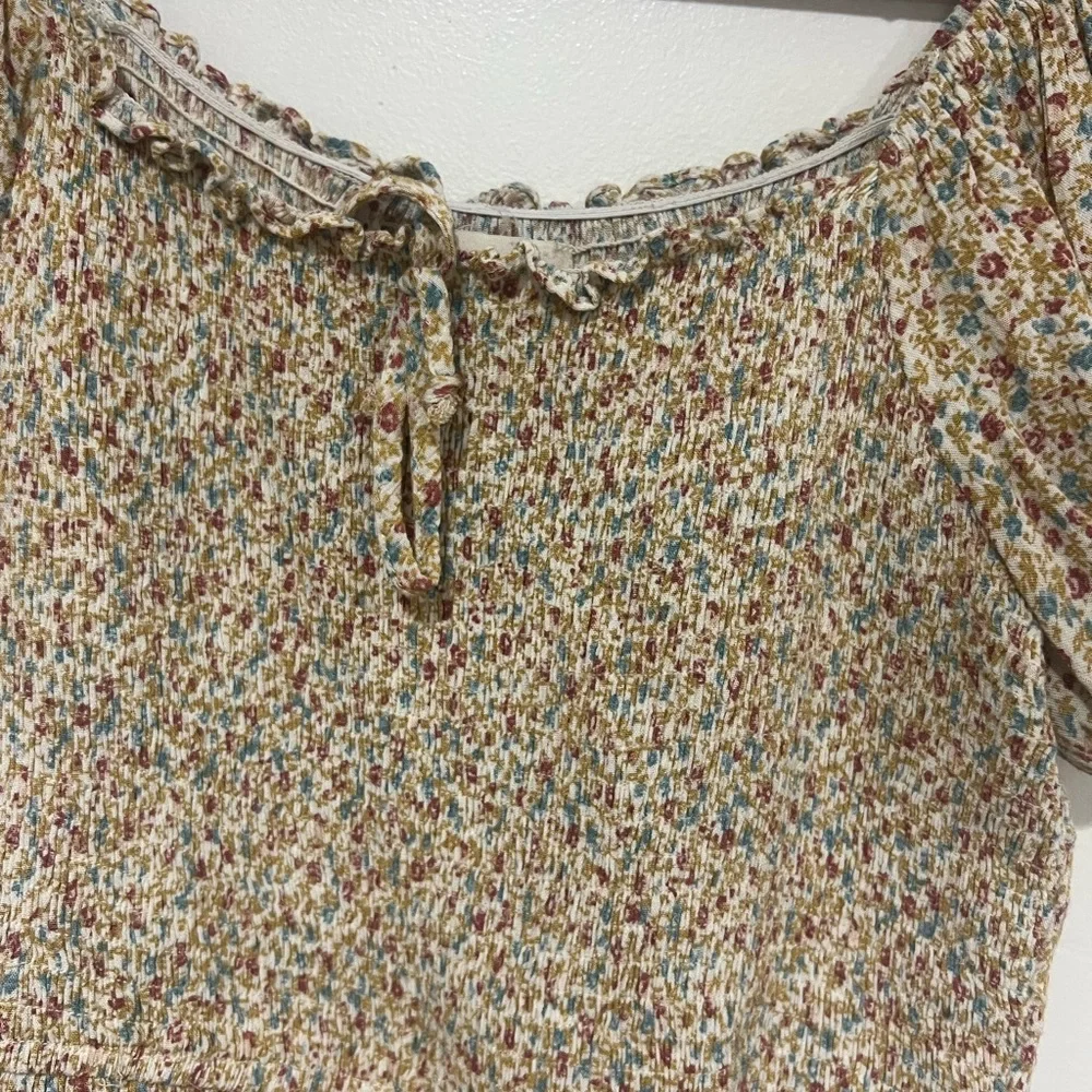 Floral short sleeve ruffle top - Picture 4 of 5